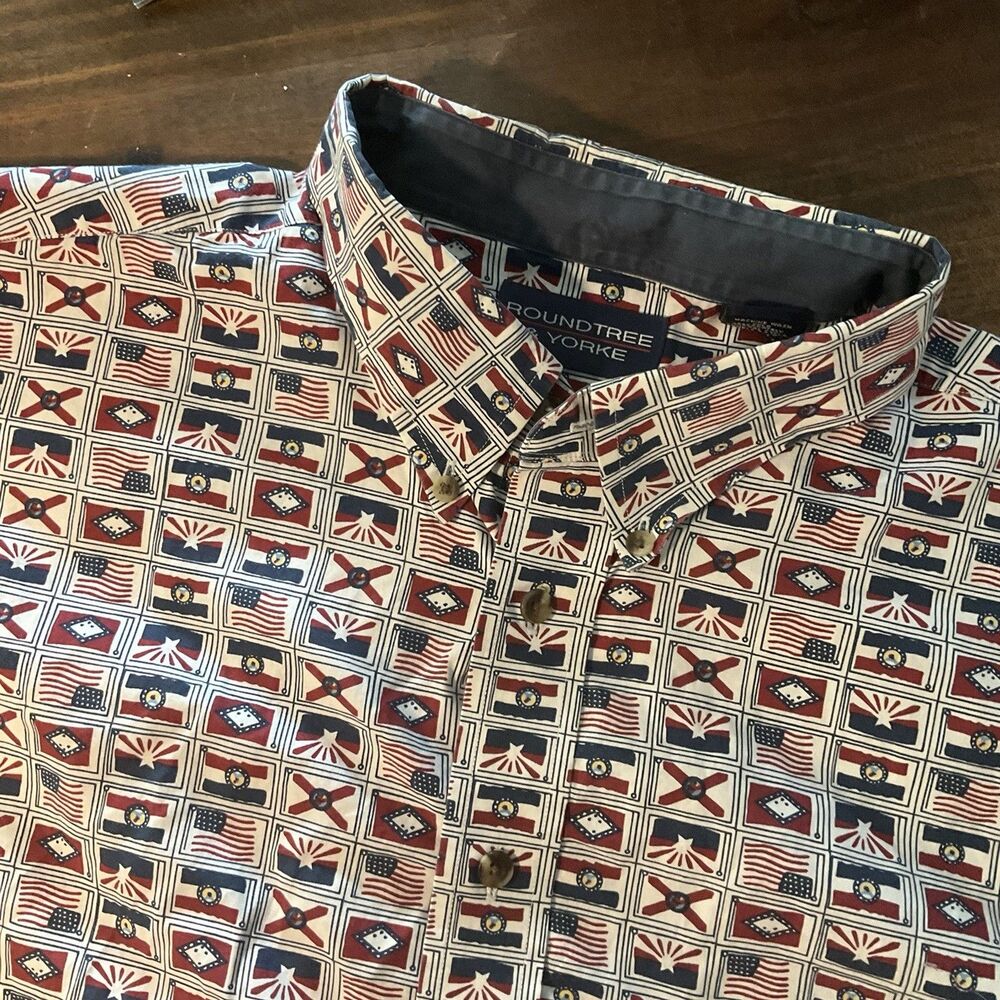 Vintage Shirt Mens XL Flag Print Short Sleeve Button Down Cotton Retro 90s Dad